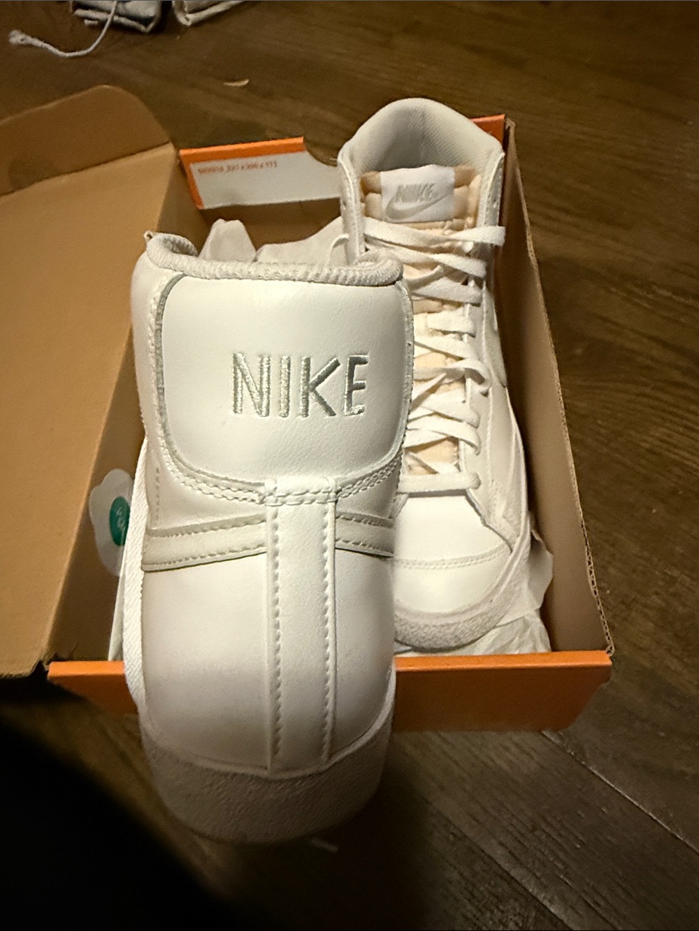 Nike Blazer Mid '77 High-Top Sneakers - White Mens 9 or Womans 10.5 - Picture 3 of 3